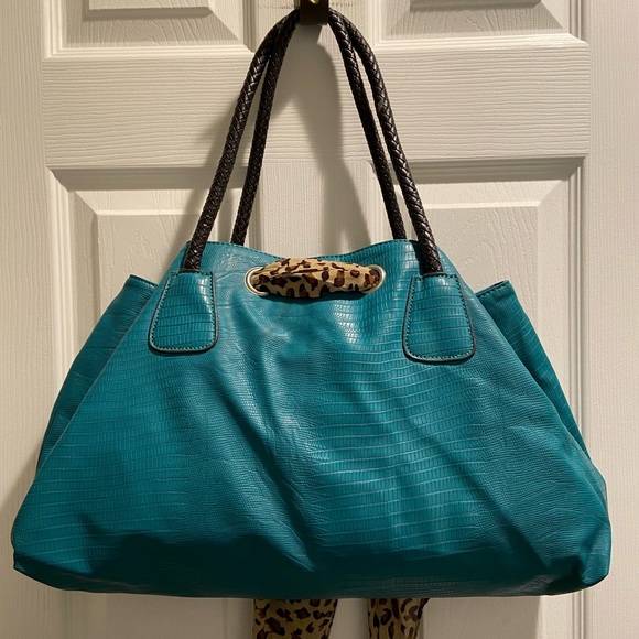 Turquoise colored tote - Picture 2 of 2